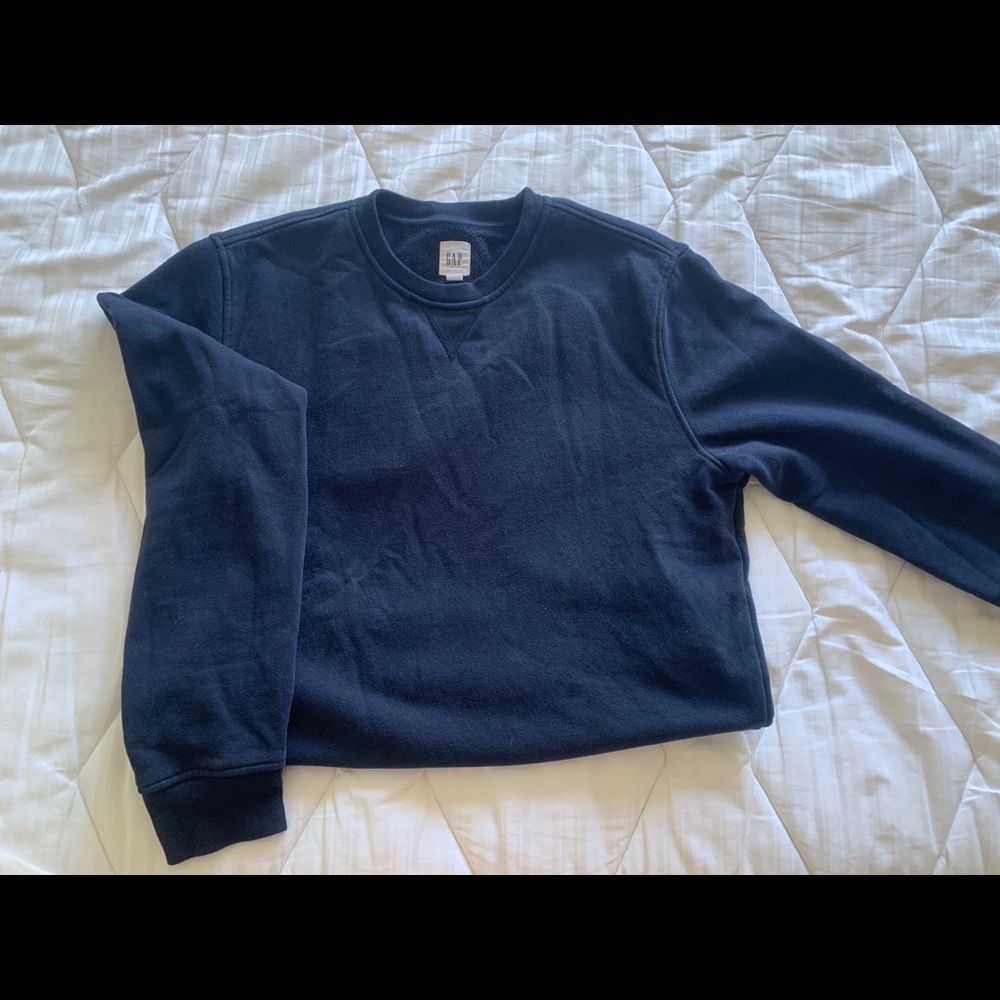 GAP sweater